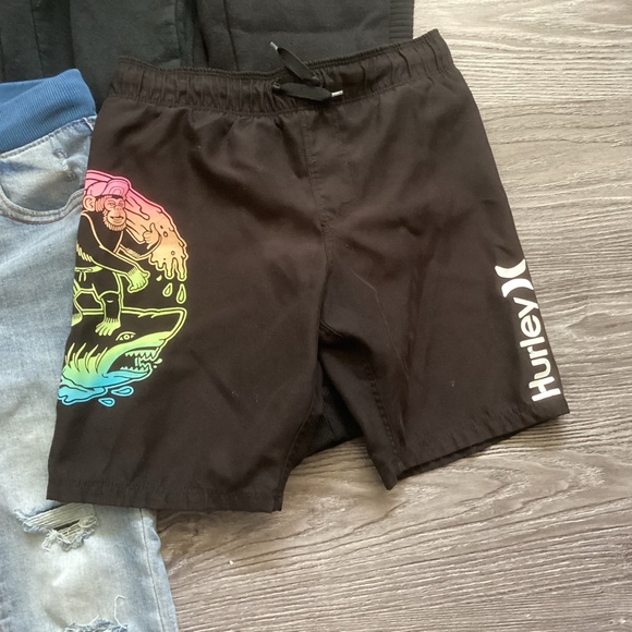 Lot of Boys Clothes size 6-8 - Picture 3 of 6